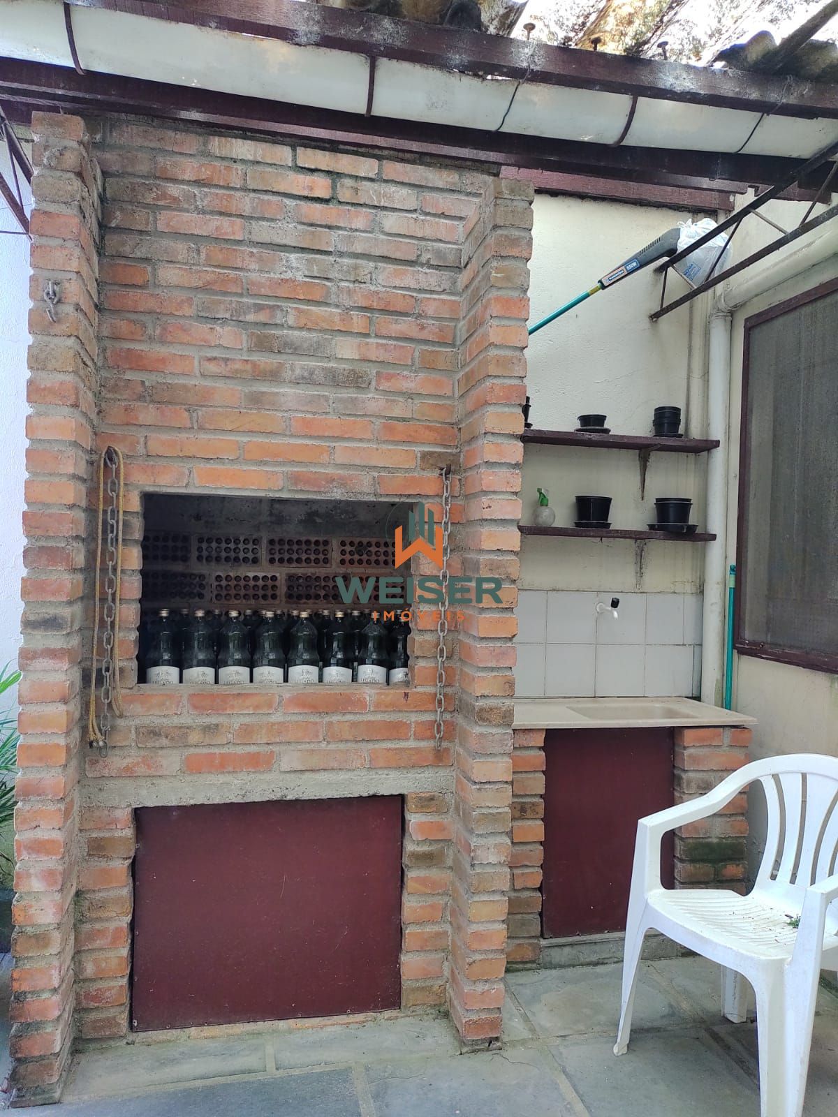 Casa com 3 Dormitórios à venda, 98 m² por R$ 350.000,00 Casa com 3 Dormitórios à venda, 98 m² por R$ 350.000,00