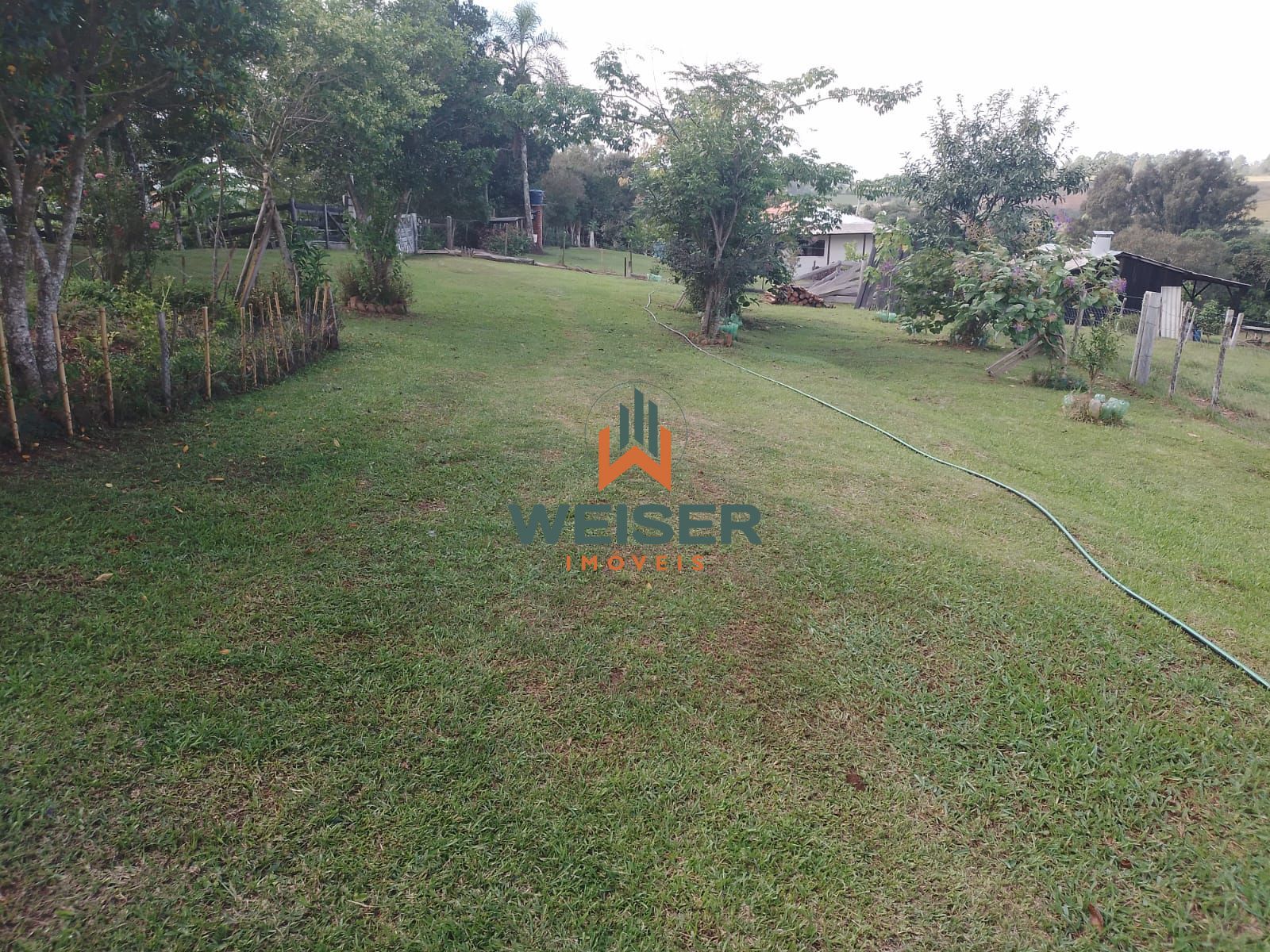 Chácara à venda com 4 quartos, 102m² - Foto 45