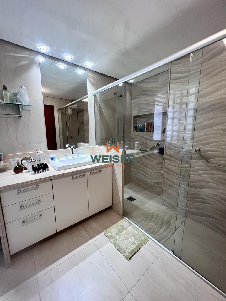 Apartamento à venda com 4 quartos, 205m² - Foto 20