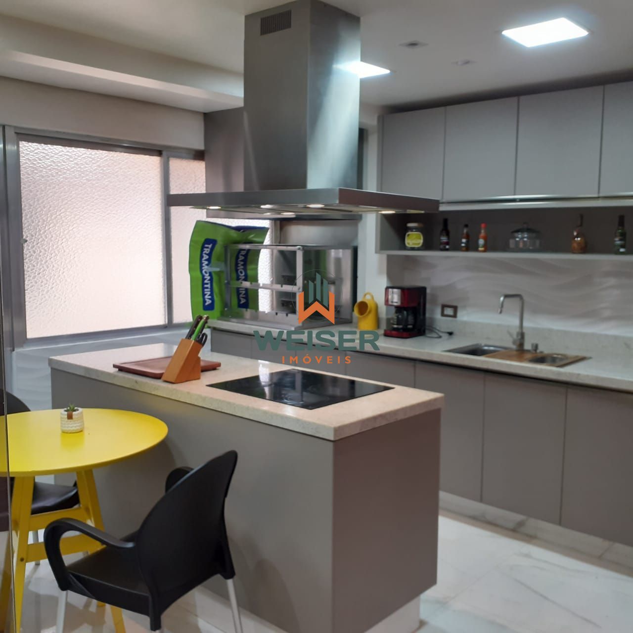 Apartamento à venda com 3 quartos, 105m² - Foto 17