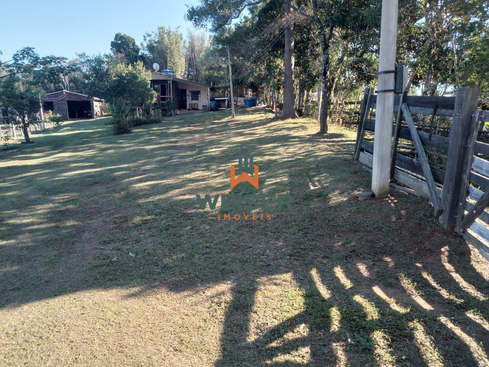 Chácara à venda com 4 quartos, 102m² - Foto 46
