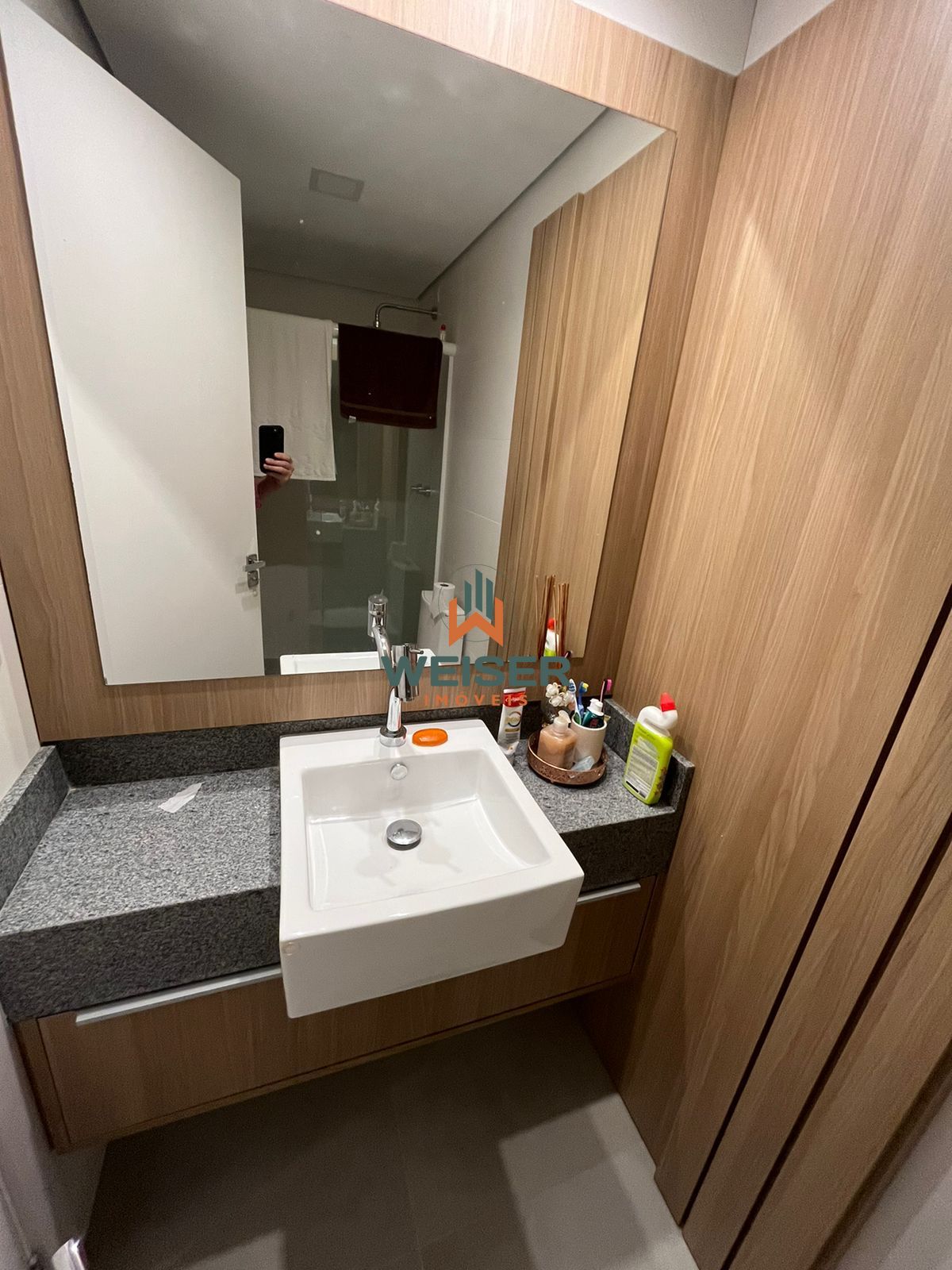 Apartamento à venda com 2 quartos, 64m² - Foto 17