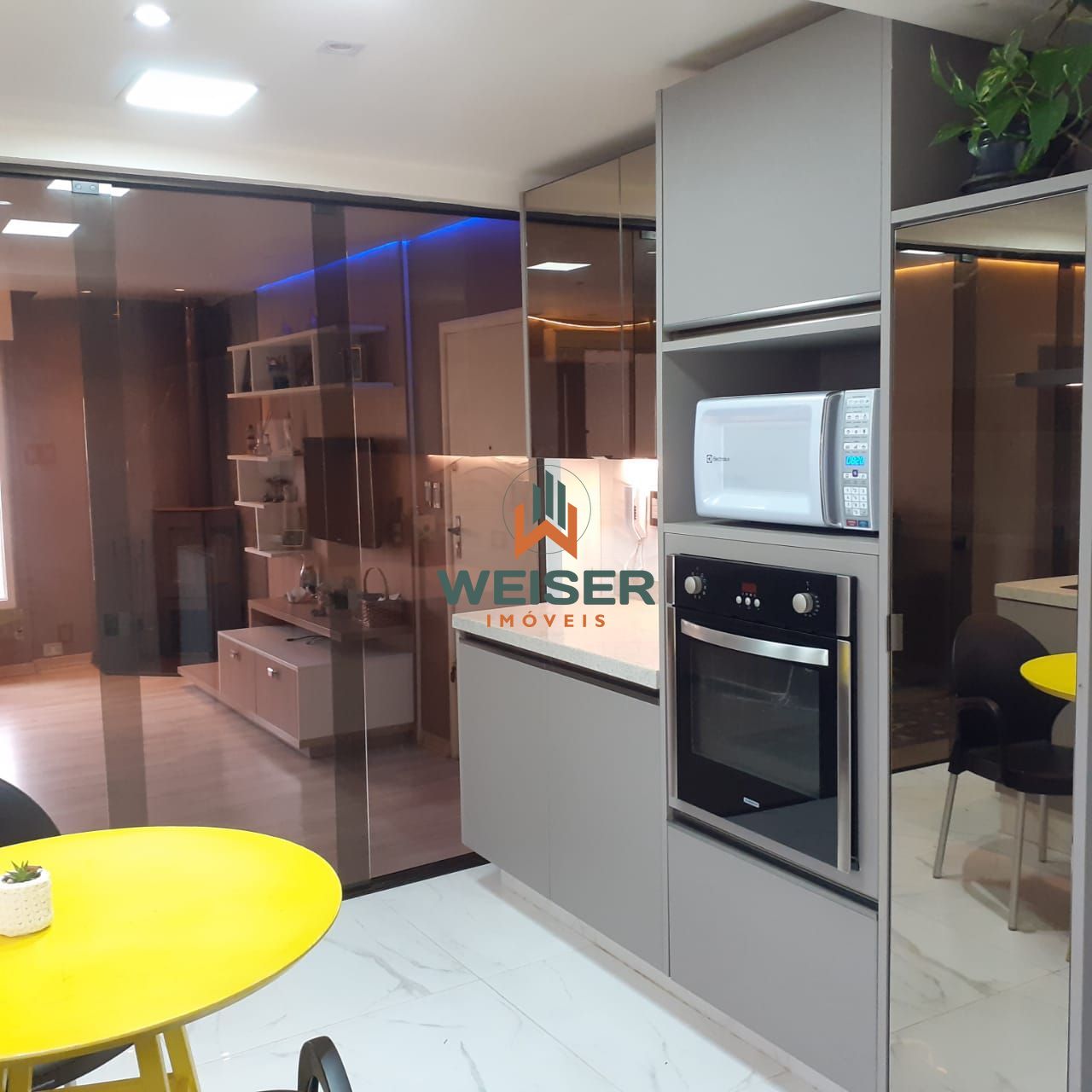 Apartamento à venda com 3 quartos, 105m² - Foto 12