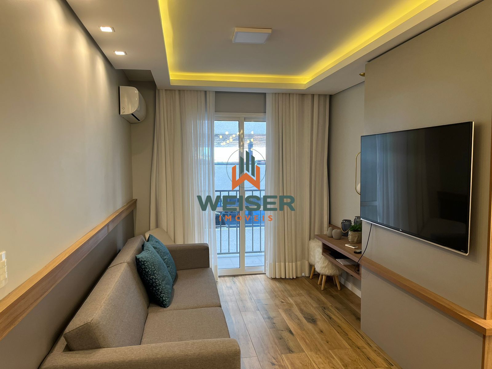 Apartamento à venda com 2 quartos, 64m² - Foto 3