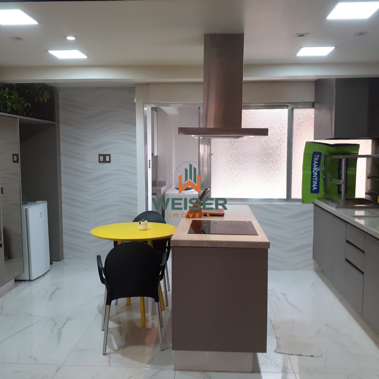 Apartamento à venda com 3 quartos, 105m² - Foto 15