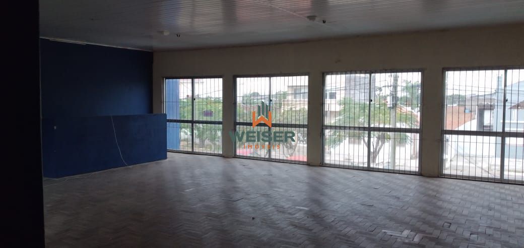 Prédio Inteiro à venda com 3 quartos, 250m² - Foto 1