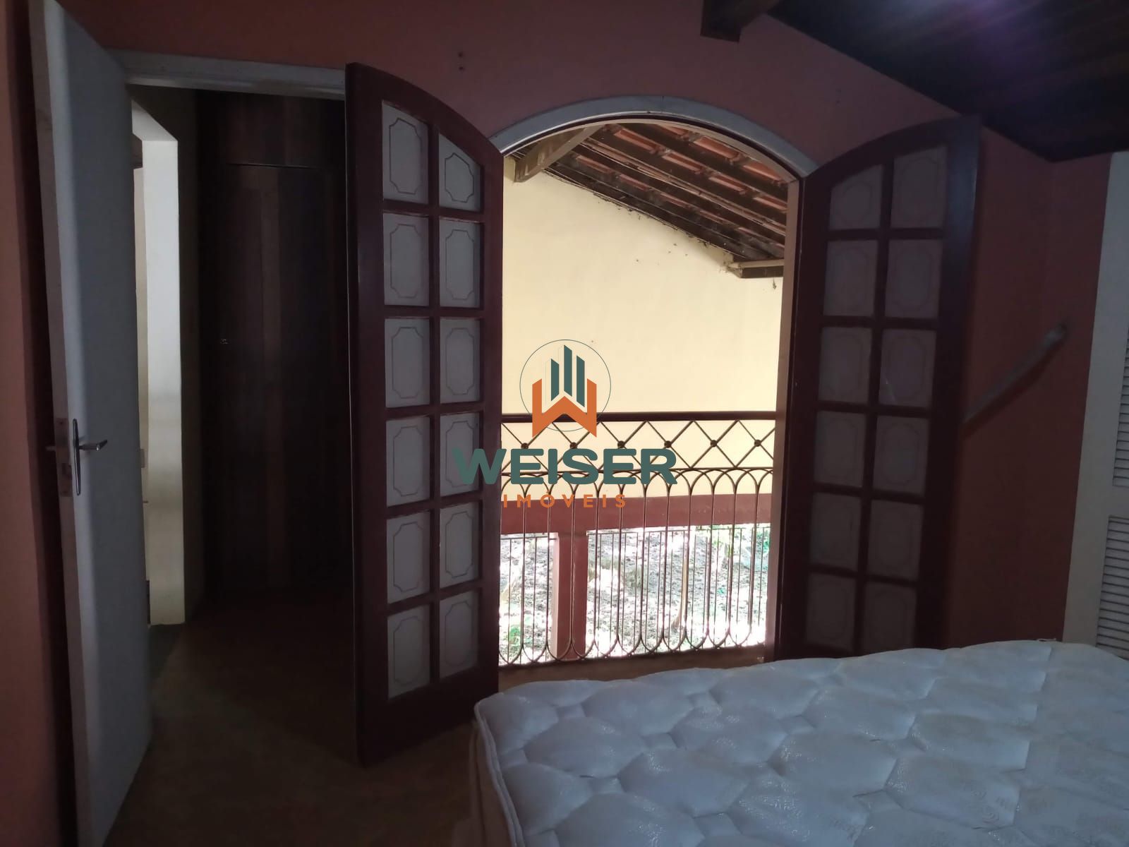 Casa à venda com 3 quartos, 199m² - Foto 16