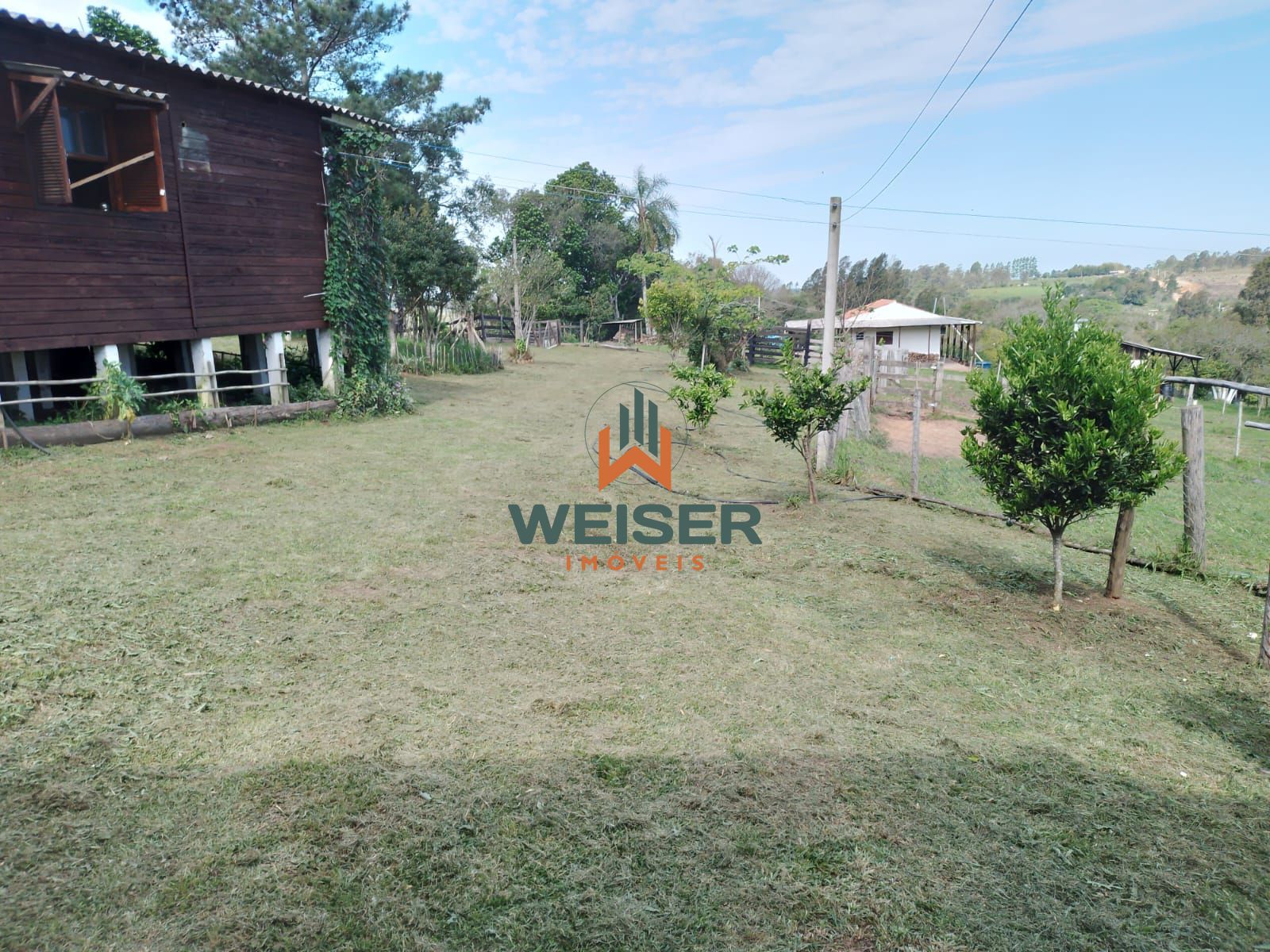 Chácara à venda com 4 quartos, 102m² - Foto 28