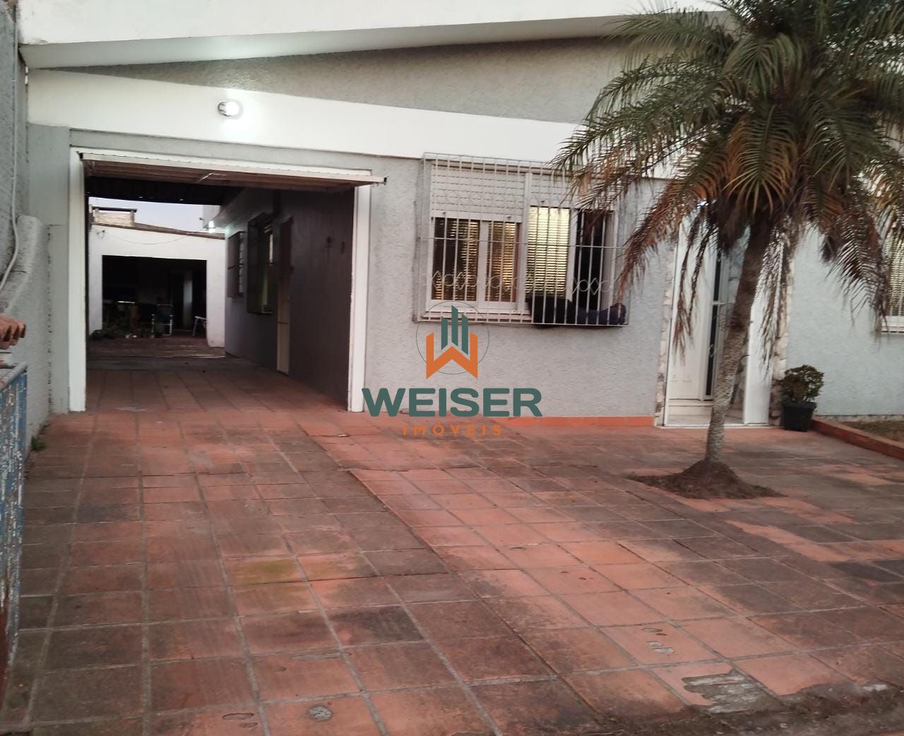 Casa à venda com 5 quartos, 245m² - Foto 3