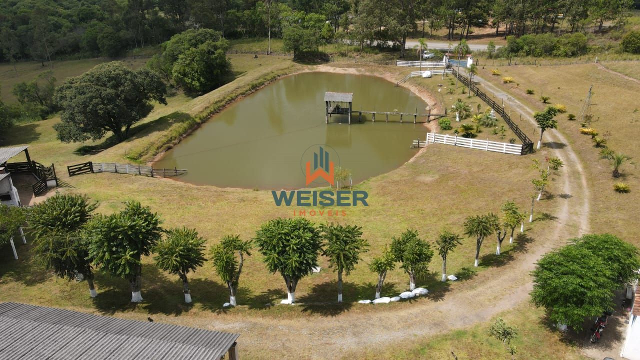 Sítio à venda com 2 quartos, 280m² - Foto 1