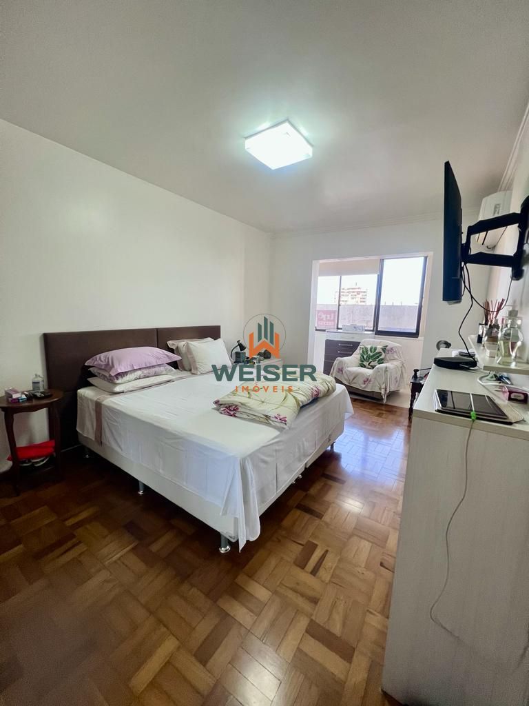 Apartamento à venda com 4 quartos, 205m² - Foto 15