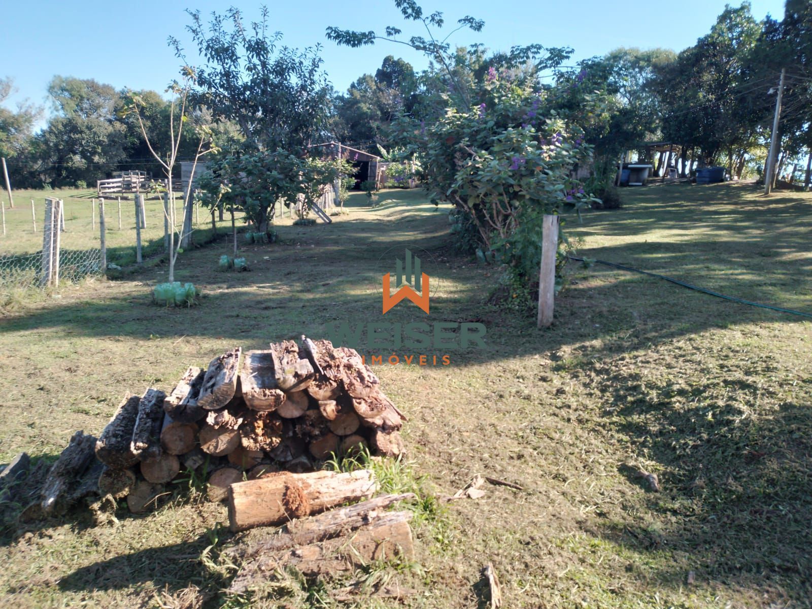 Chácara à venda com 4 quartos, 102m² - Foto 47