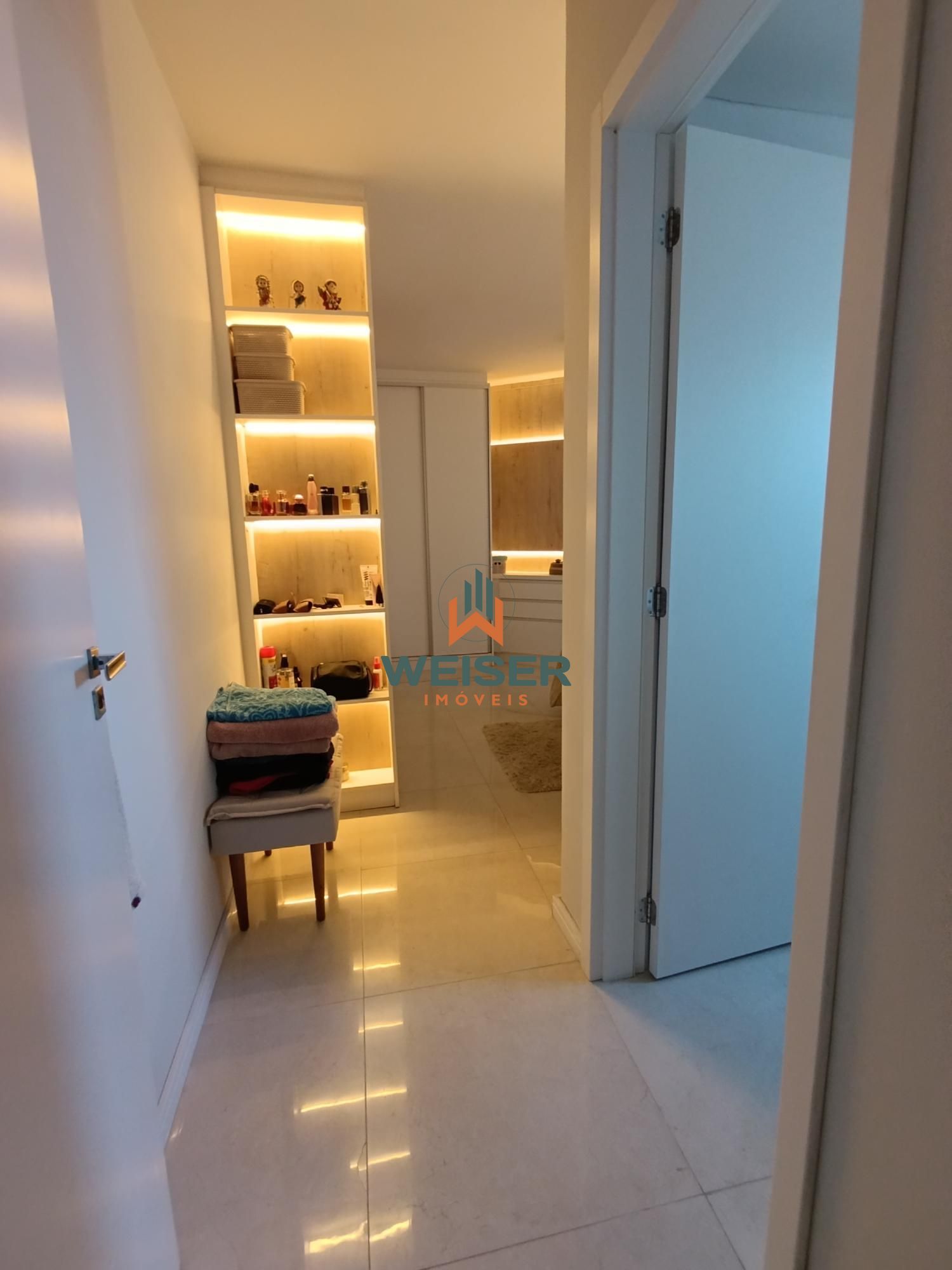 Apartamento à venda com 3 quartos, 11m² - Foto 17