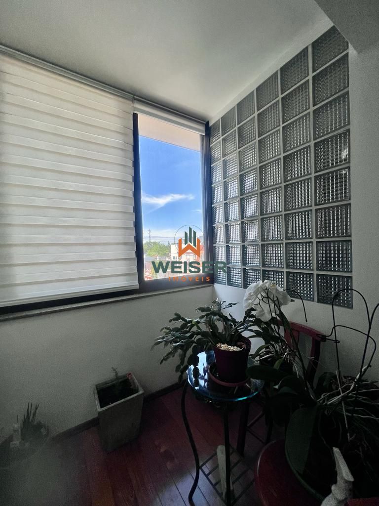 Apartamento à venda com 4 quartos, 205m² - Foto 14