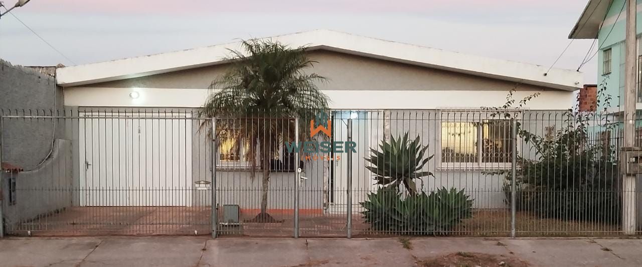 Casa à venda com 5 quartos, 245m² - Foto 1