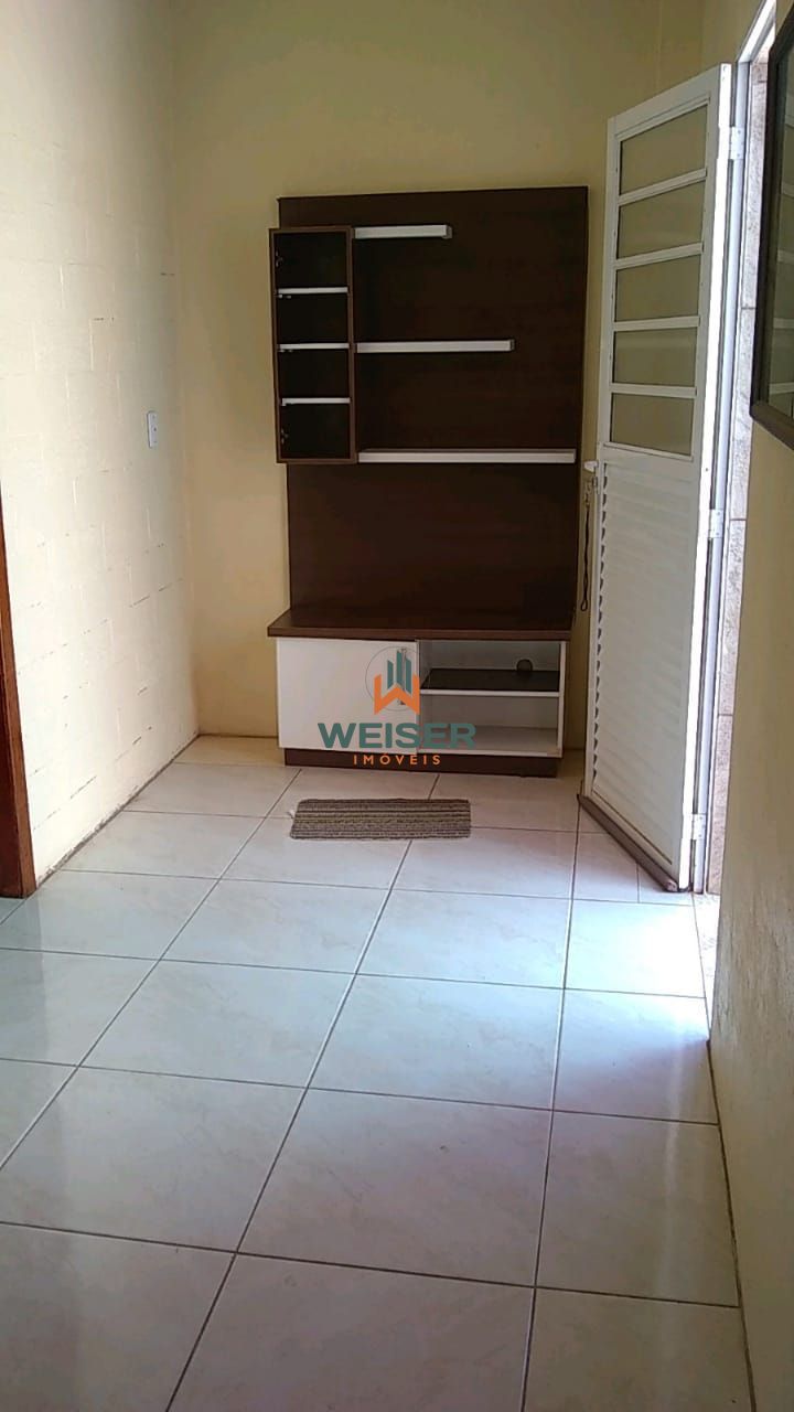 Casa à venda com 4 quartos, 14m² - Foto 11