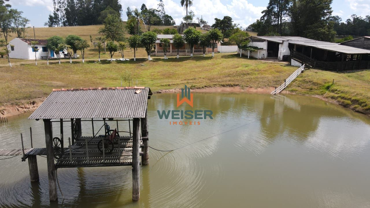 Sítio à venda com 2 quartos, 280m² - Foto 6