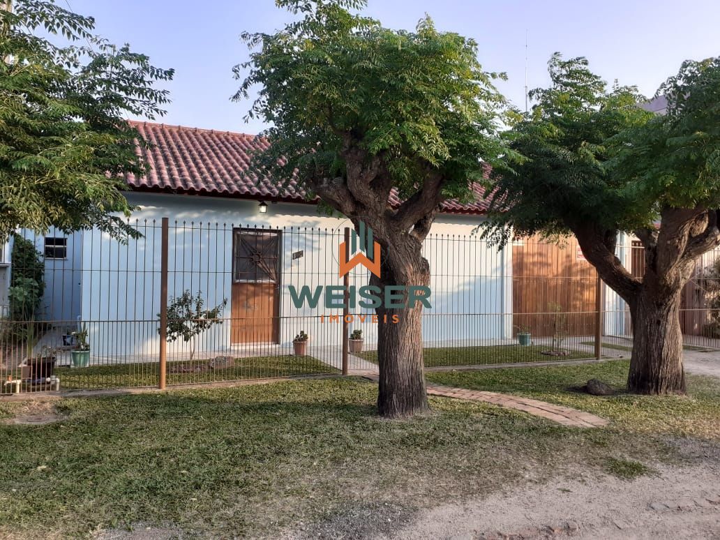 Casa à venda com 3 quartos, 156m² - Foto 1