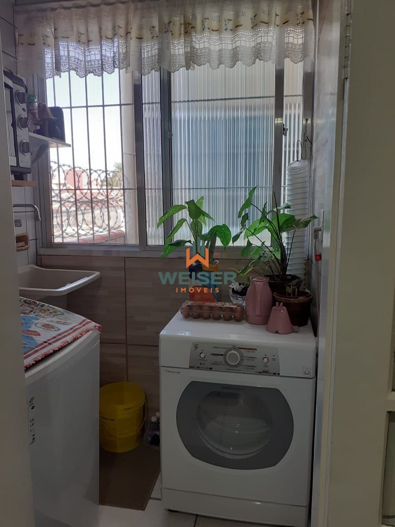 Apartamento à venda com 2 quartos, 75m² - Foto 32