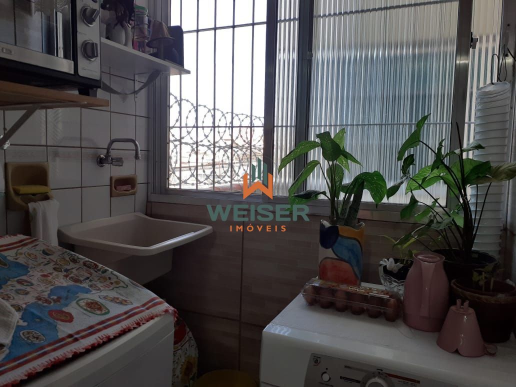 Apartamento à venda com 2 quartos, 75m² - Foto 34