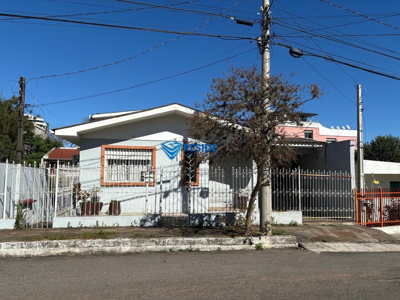 Casa  venda  no Nossa Senhora de Ftima - Santa Maria, RS. Imveis