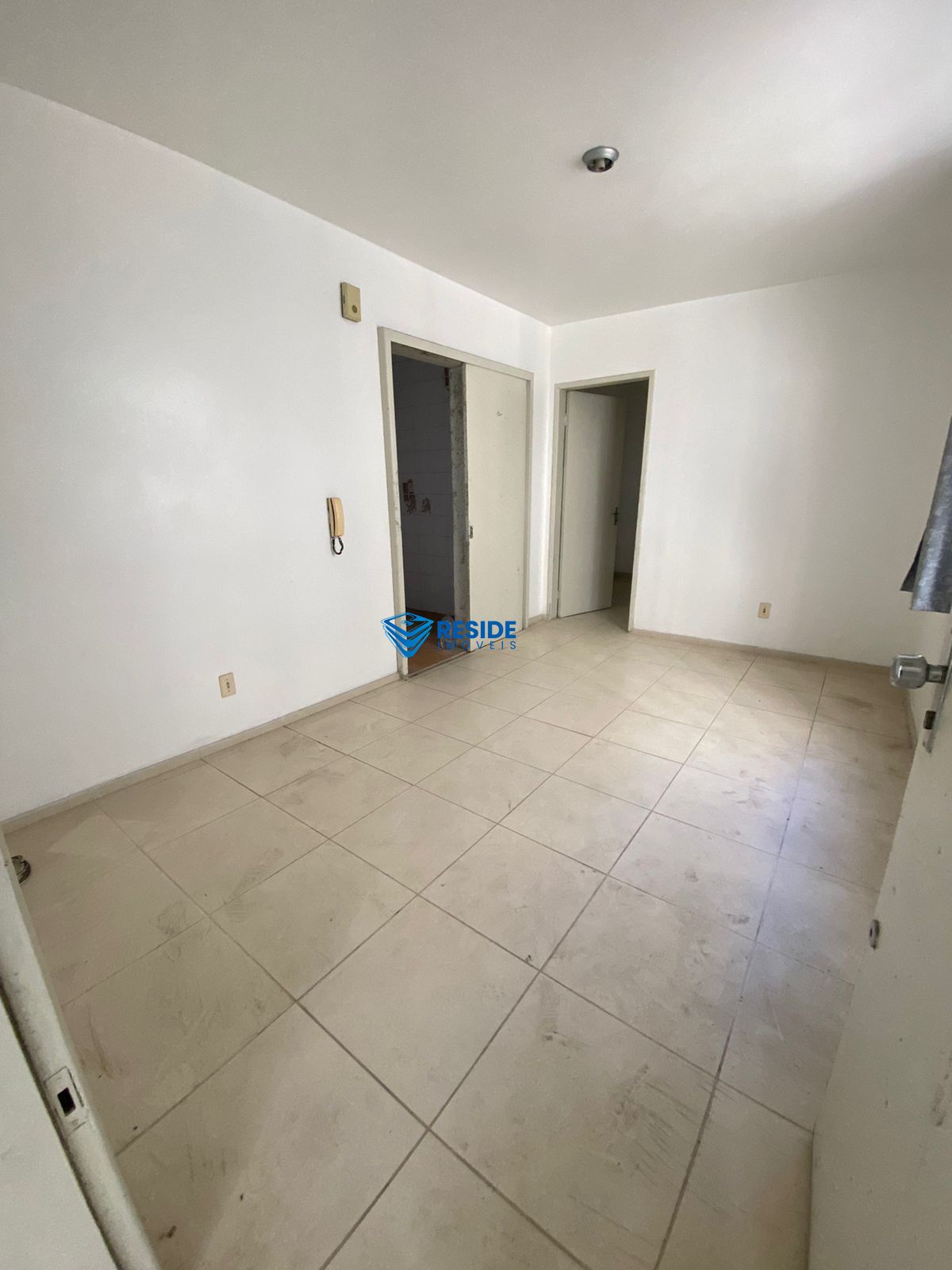 Apartamento para alugar  no Bonfim - Santa Maria, RS. Imveis