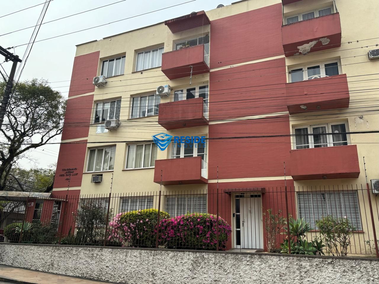 Apartamento para alugar  no Centro - Santa Maria, RS. Imveis