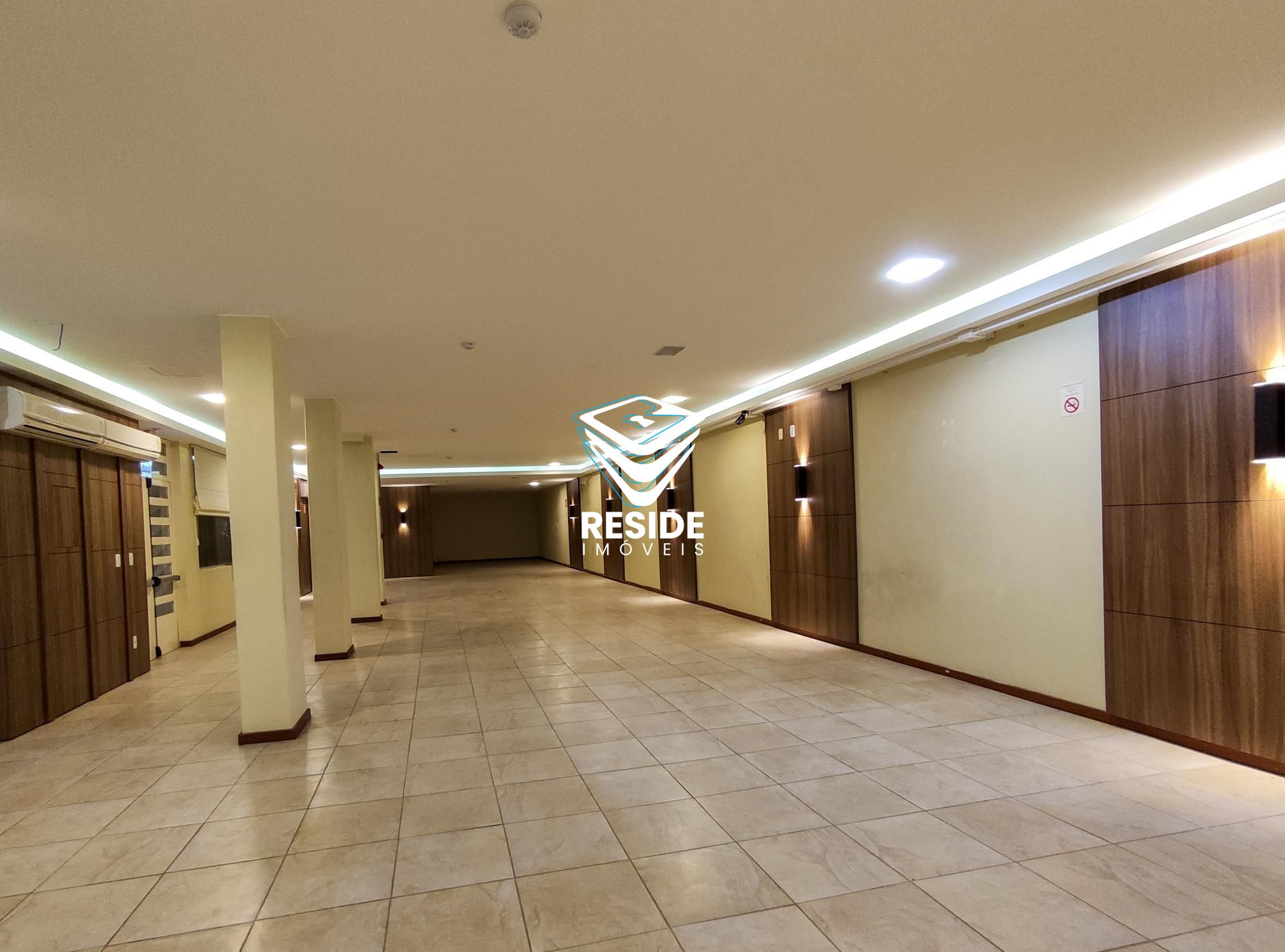 Prdio comercial/residencial para alugar  no Centro - Santa Maria, RS. Imveis