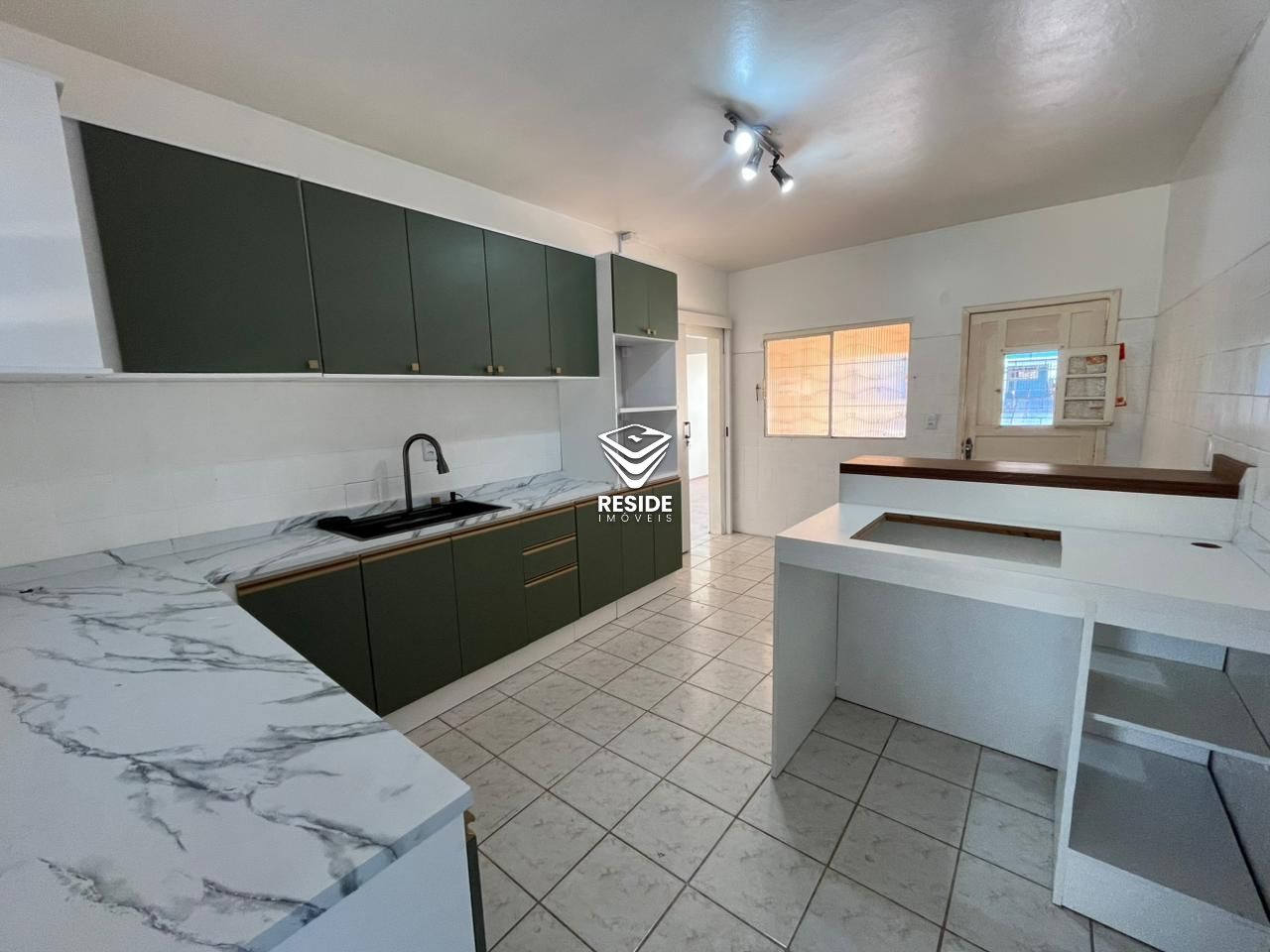 Casa 3 dormitórios para alugar Juscelino Kubitschek Santa Maria/RS