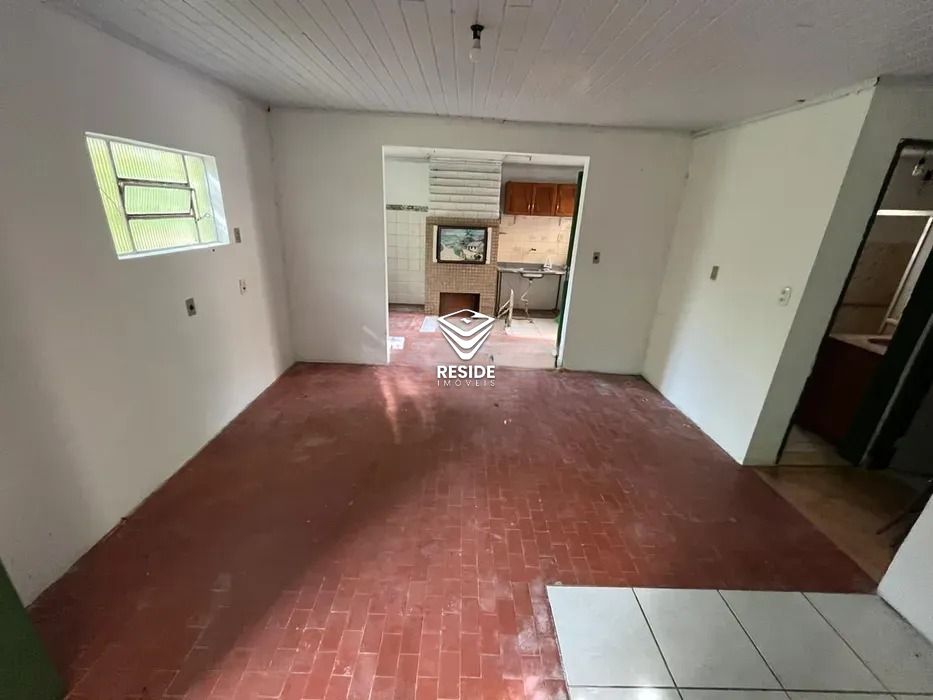 Casa com 2 Dormitórios para alugar, 80 m² por R$ 1.200,00 Casa com 2 Dormitórios para alugar, 80 m² por R$ 1.200,00
