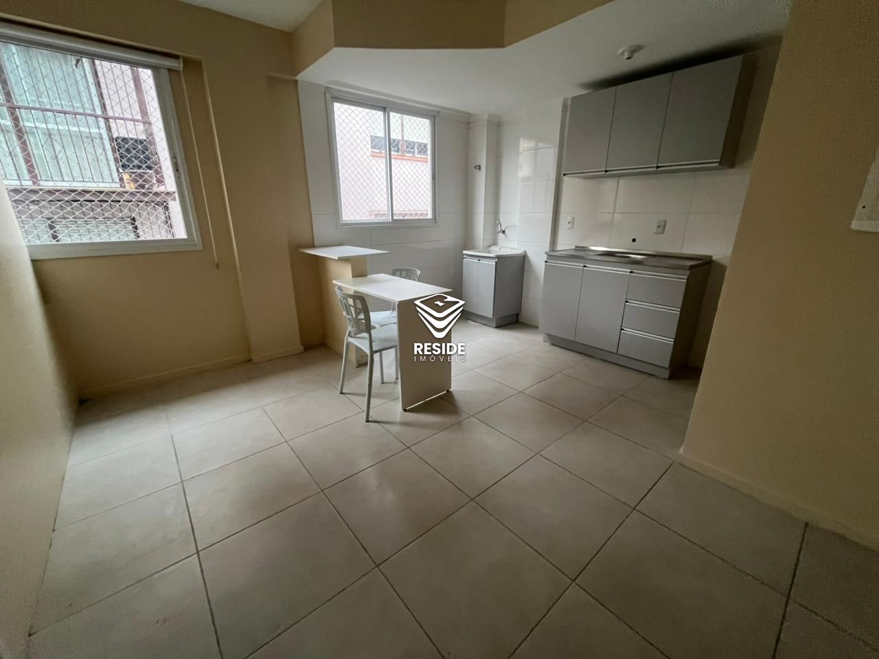 Apartamento para alugar  no Bonfim - Santa Maria, RS. Imóveis