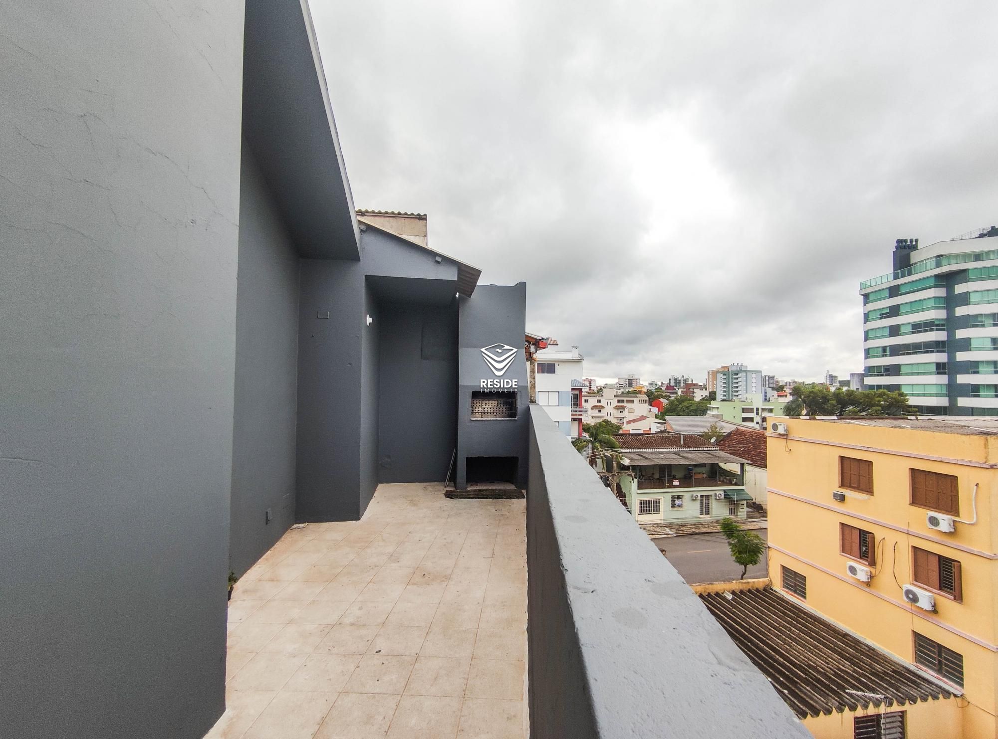 Apartamento com 2 Dormitórios à venda, 93 m² por R$ 275.000,00 Apartamento com 2 Dormitórios à venda, 93 m² por R$ 275.000,00