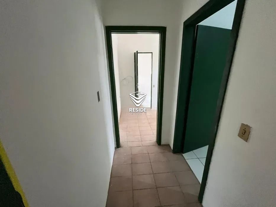 Casa com 2 Dormitórios para alugar, 80 m² por R$ 1.200,00 Casa com 2 Dormitórios para alugar, 80 m² por R$ 1.200,00