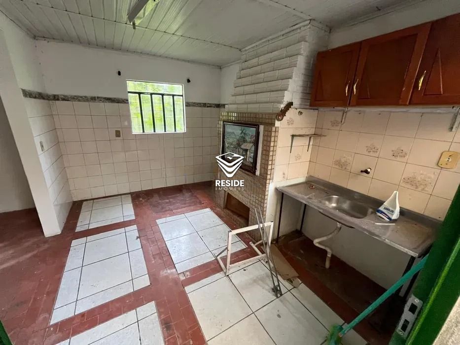 Casa com 2 Dormitórios para alugar, 80 m² por R$ 1.000,00 Casa com 2 Dormitórios para alugar, 80 m² por R$ 1.000,00