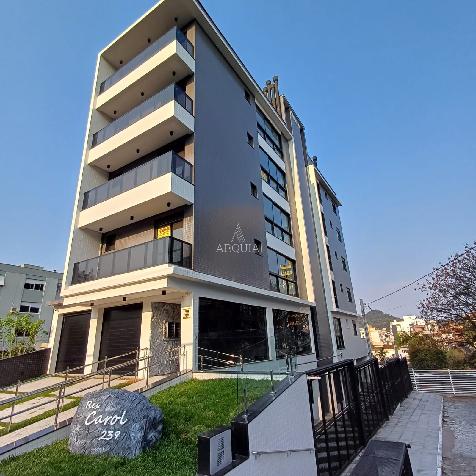 Apartamento 2 dormitórios à venda Nossa Senhora de Lourdes Santa Maria/RS