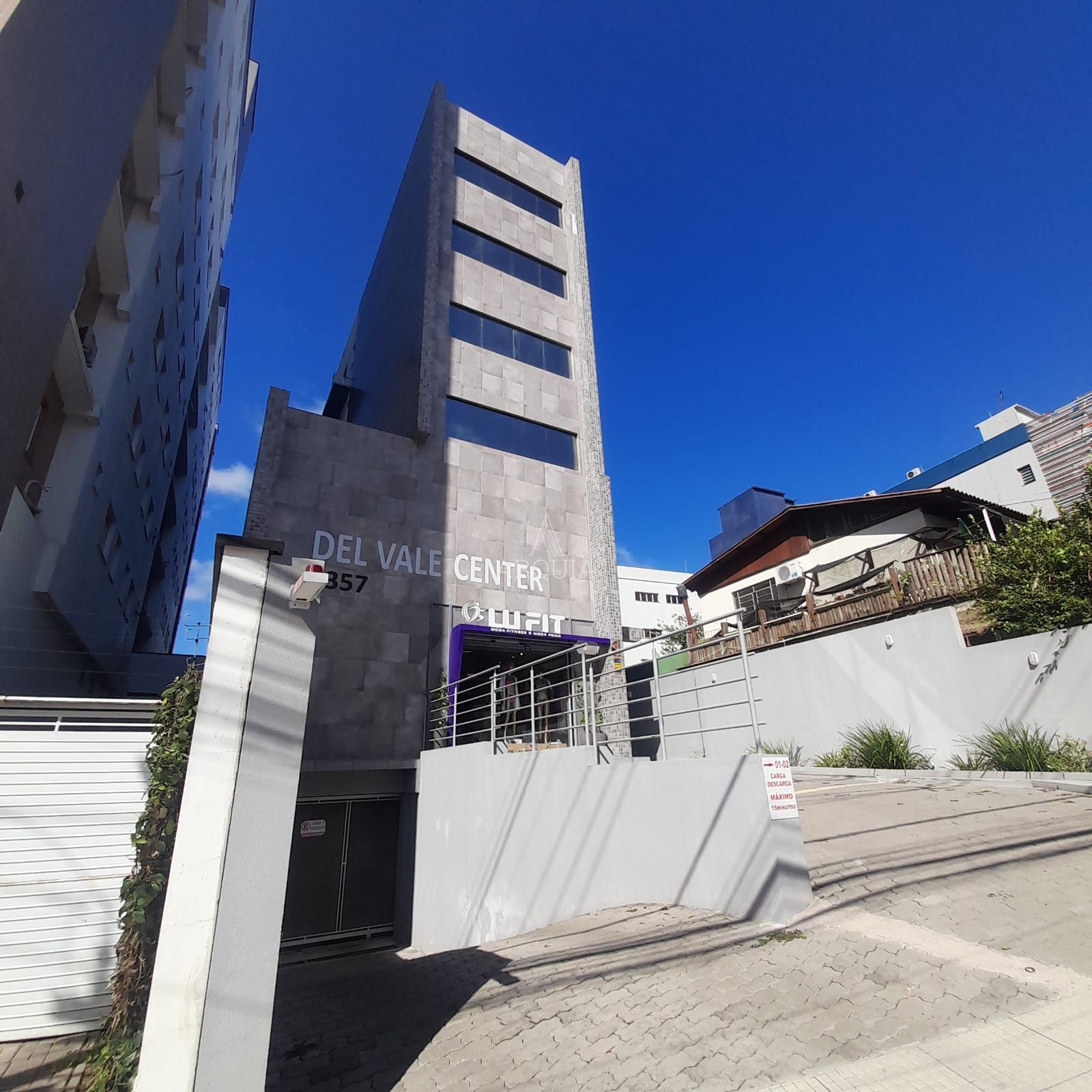 Sala Comercial em construção no Bairro Nonoai