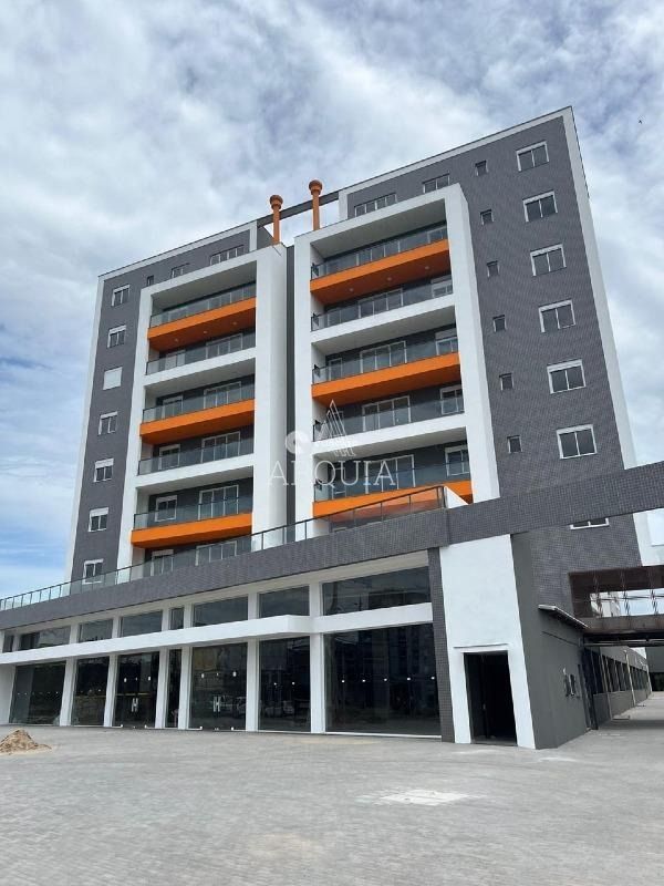 Residencial San Carlos Apto 2 dorm com suíte, ampla sacada com churrasqueira e g
