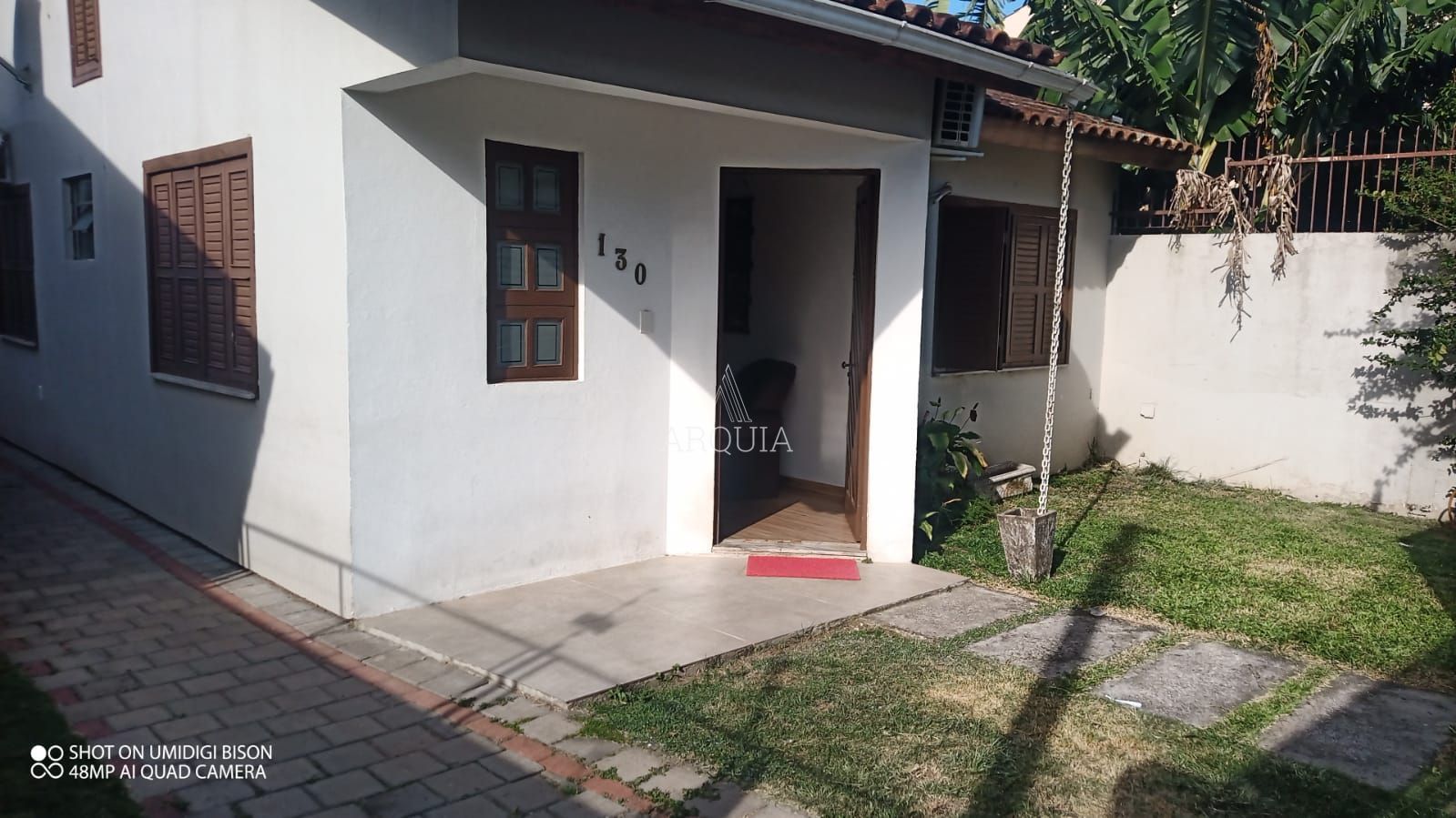 Ótima Casa 3 Dorm, 2 Vagas, Salão de Festas, Financiável, Próxima ao Trevo da UF