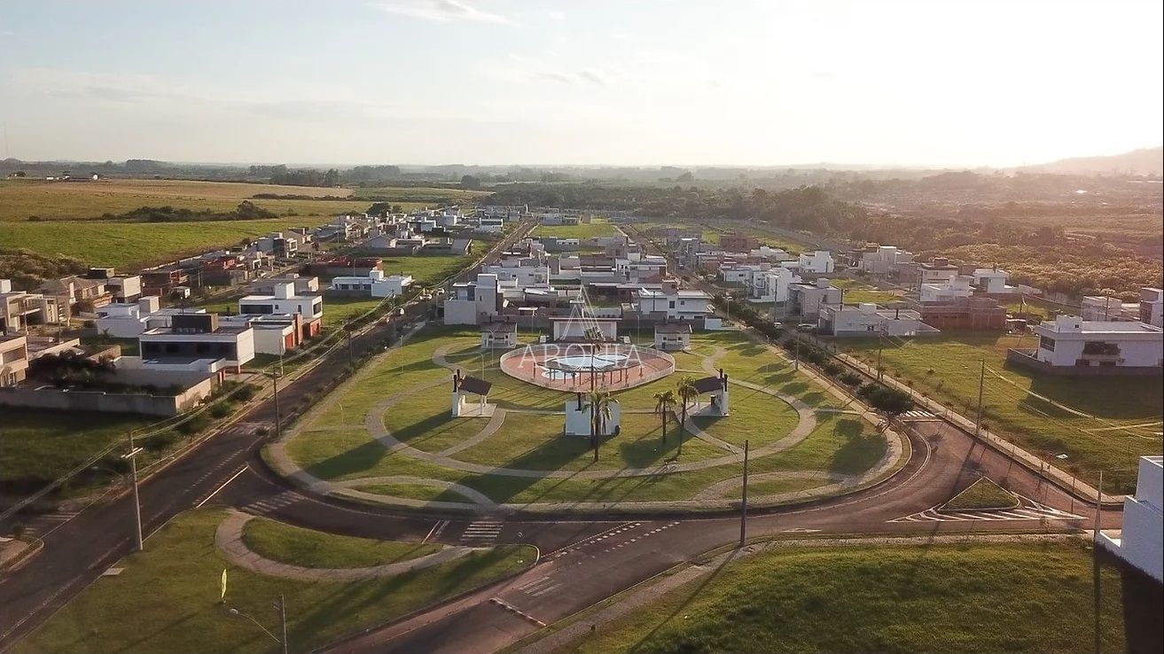 Terreno em Condomínio Fechado em Santa Maria