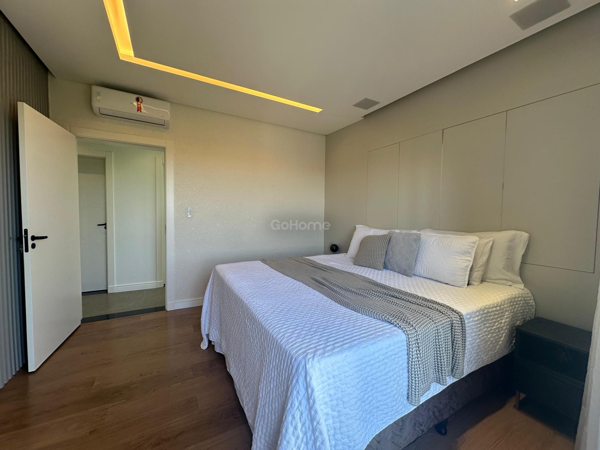 Casa Mobiliada em Condomínio Fechado