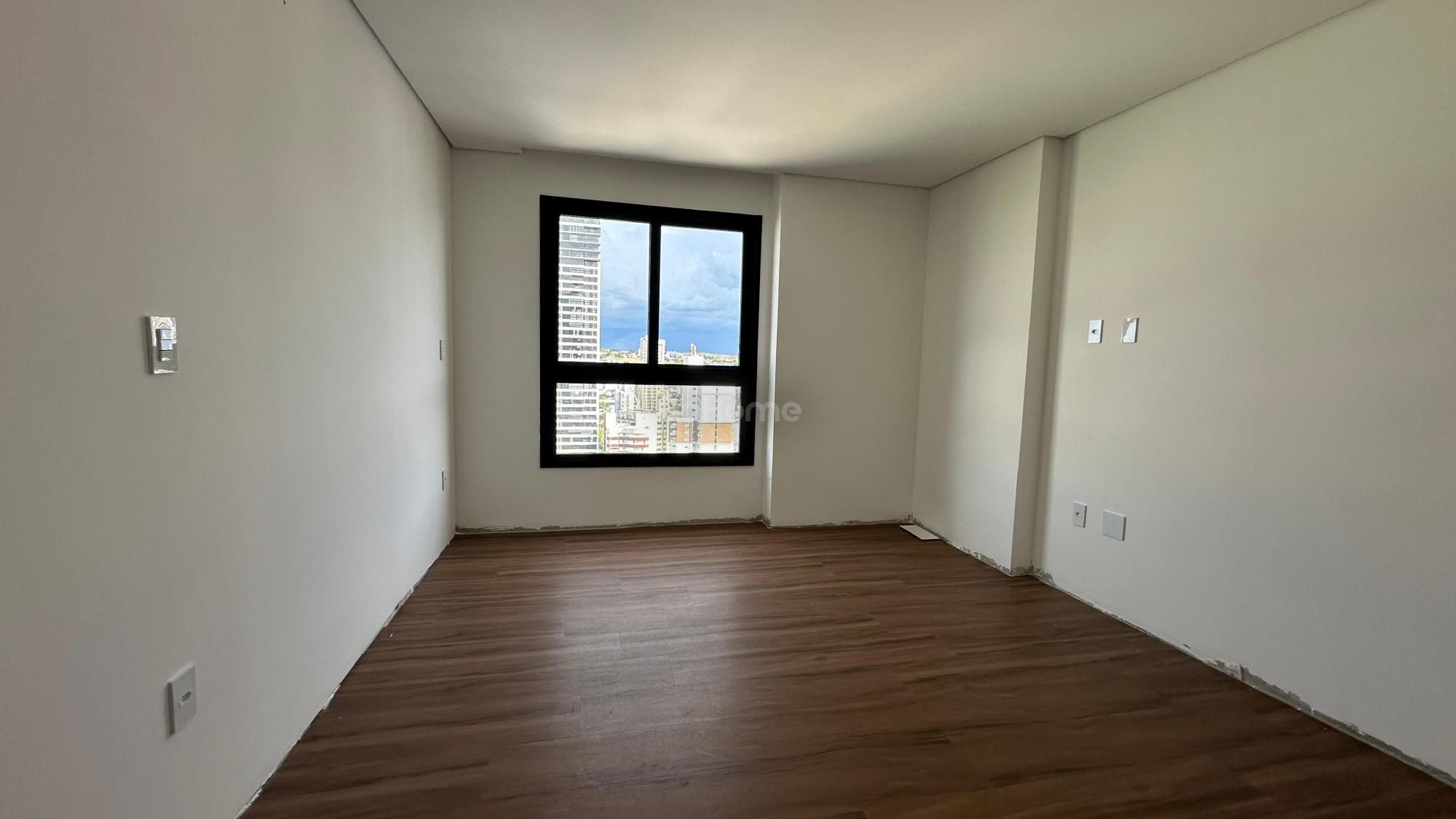 Apartamento Novo à Venda com 3 suítes