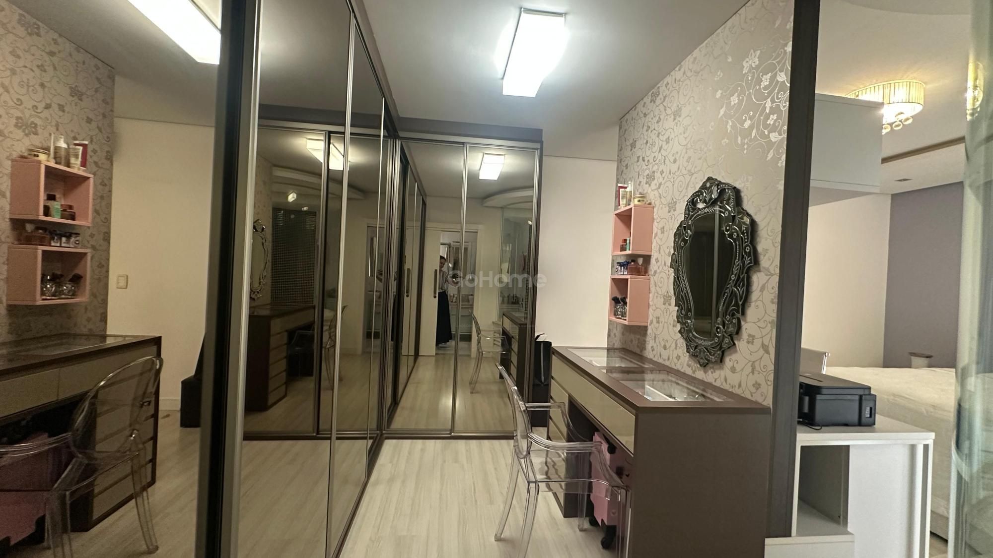 Apartamento Mobiliado à Venda em ótima localização