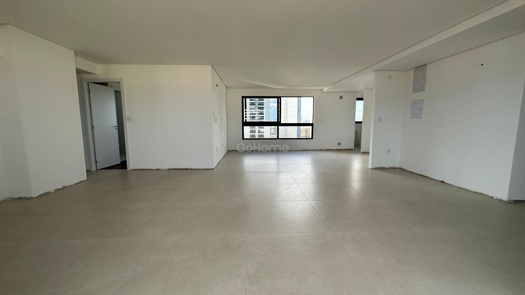 Apartamento Novo à Venda com 3 suítes