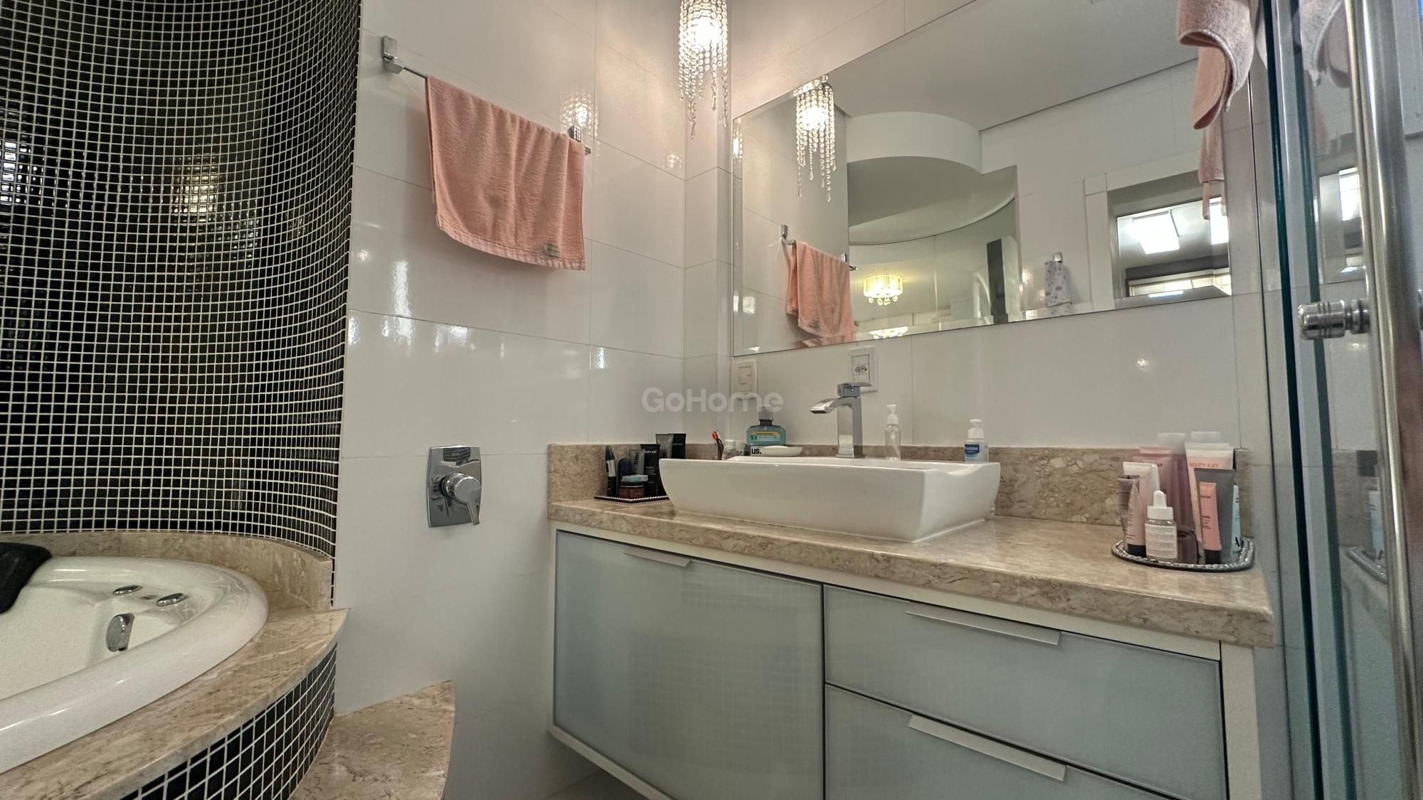 Apartamento Mobiliado à Venda em ótima localização