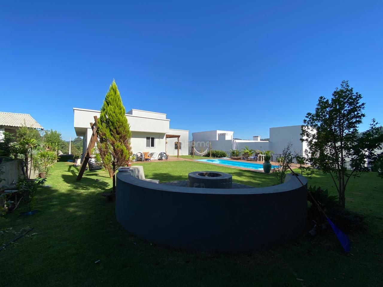 Casa à Venda Espelho das Águas