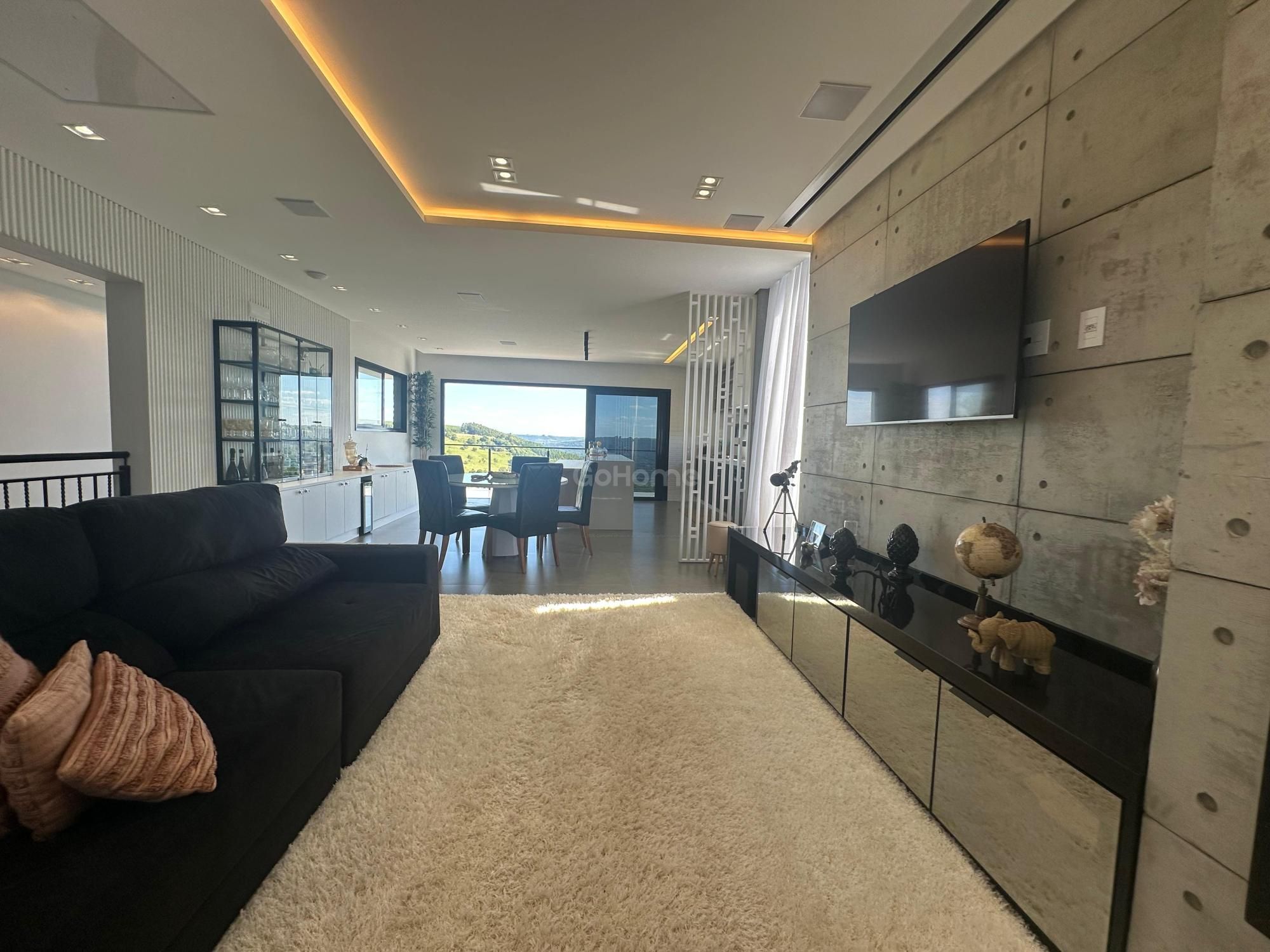 Casa Mobiliada em Condomínio Fechado