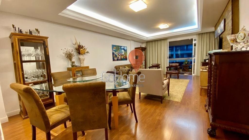 Apartamento Semimobiliado à Venda