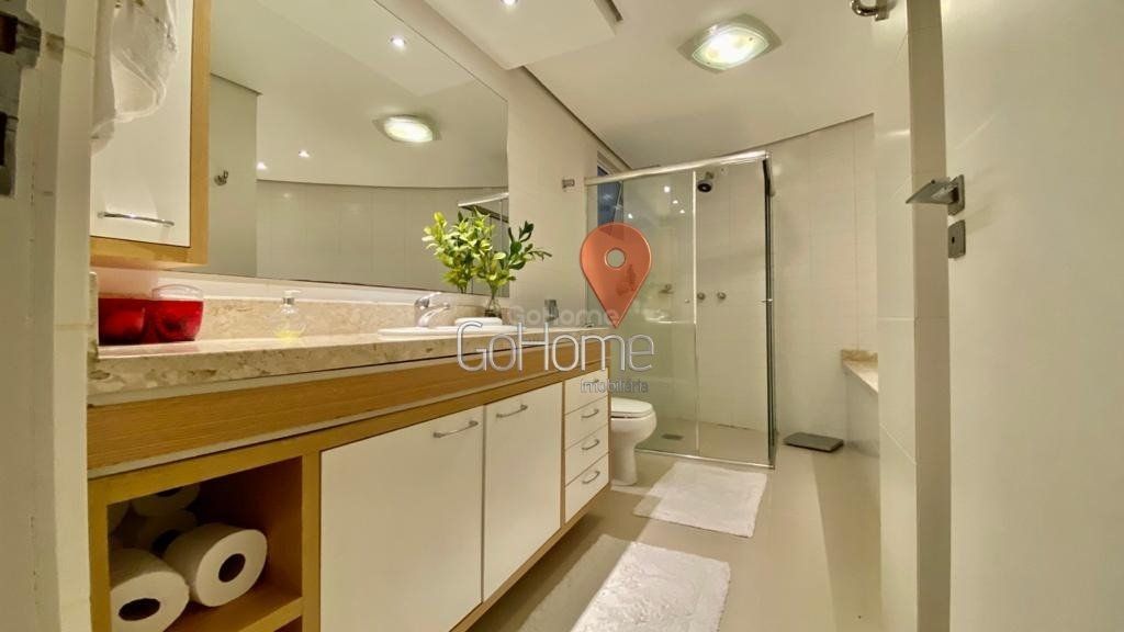 Apartamento Semimobiliado à Venda