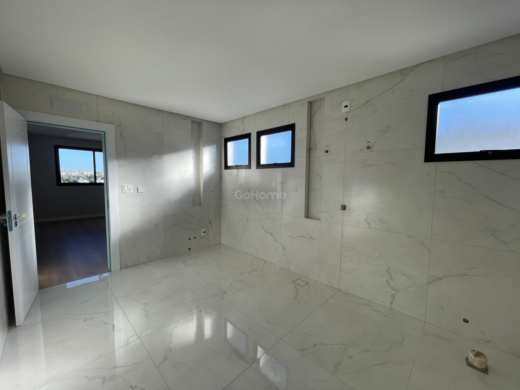 3656 – Casa de Luxo no Jardim Europa: Conforto, Lazer e Segurança