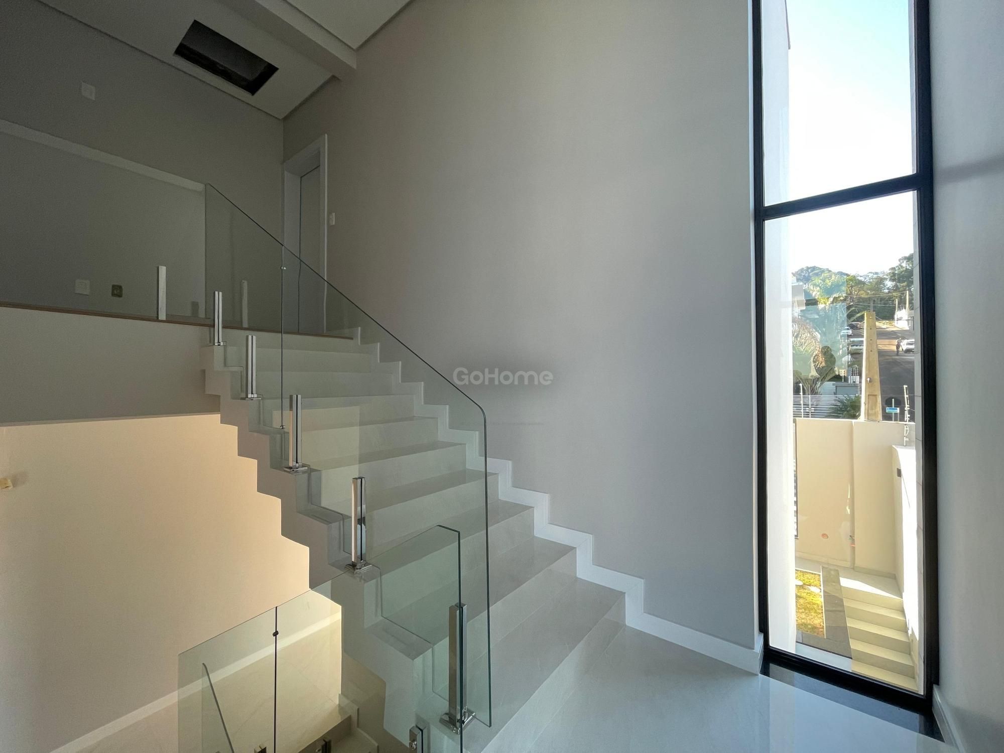 3656 – Casa de Luxo no Jardim Europa: Conforto, Lazer e Segurança